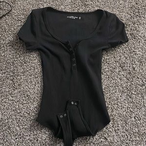 Abercrombie & Fitch XXS Short Sleeve Black Henley Bodysuit